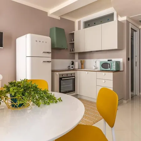 Olea - Nuovo Bilocale Vicino Mare+parking Apartmán